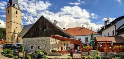A romantic trip to Rožmberk connected with a cruise on the Vltava River